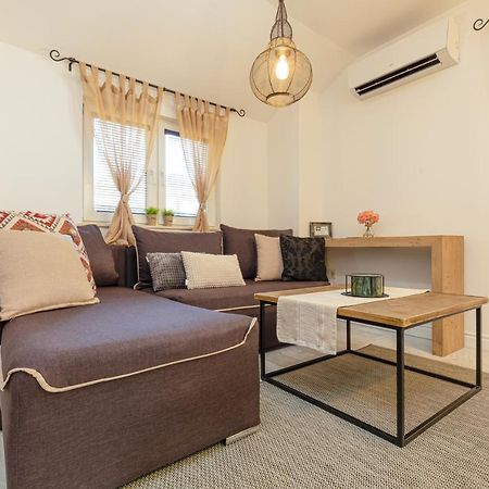 דירות Stylish 1Bd Flat With A Terrace Near The Centre Of Plovdiv By Flat Mаnager מראה חיצוני תמונה